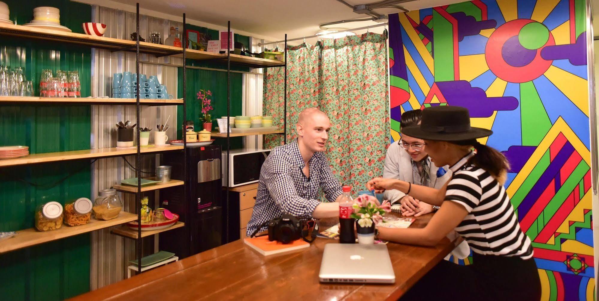 Vimarn Hostel Bangkok Eksteriør bilde